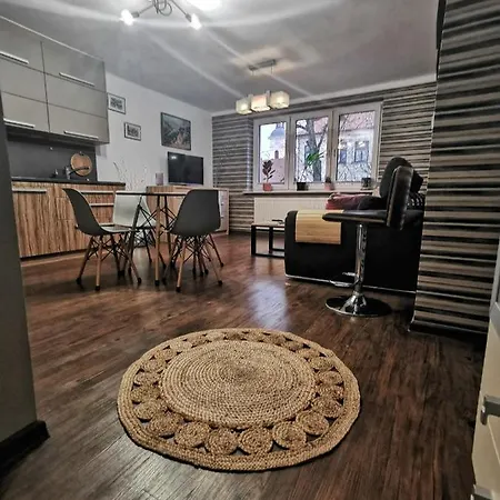 W Sercu Ustronia 아파트